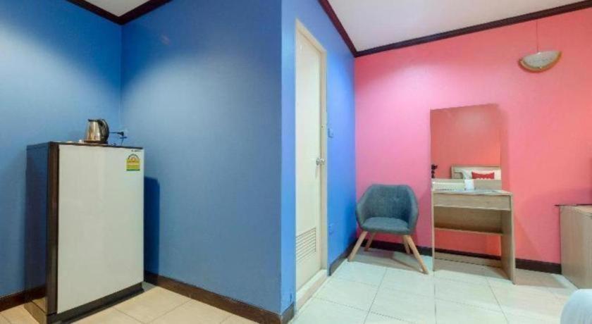 Hotel Oyo 75327 Diyana 3*