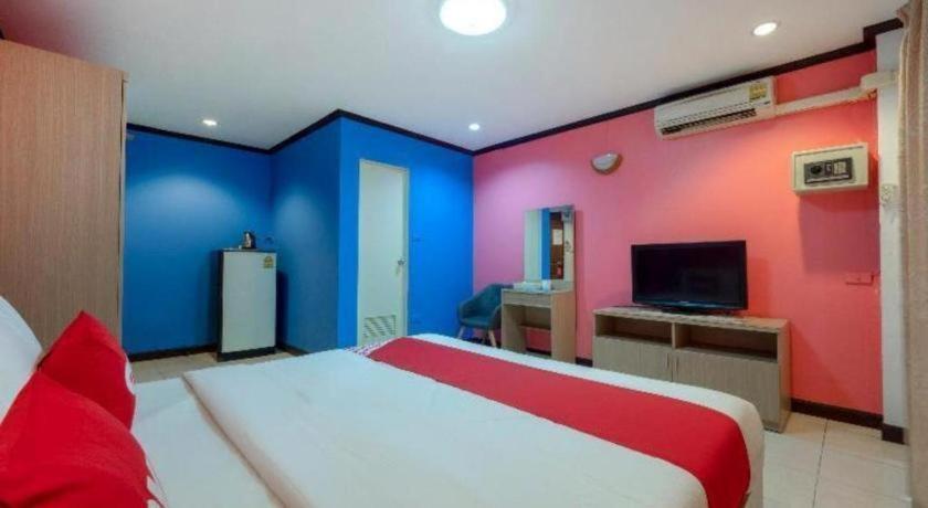Oyo 75327 Diyana Hotel Pattaya
