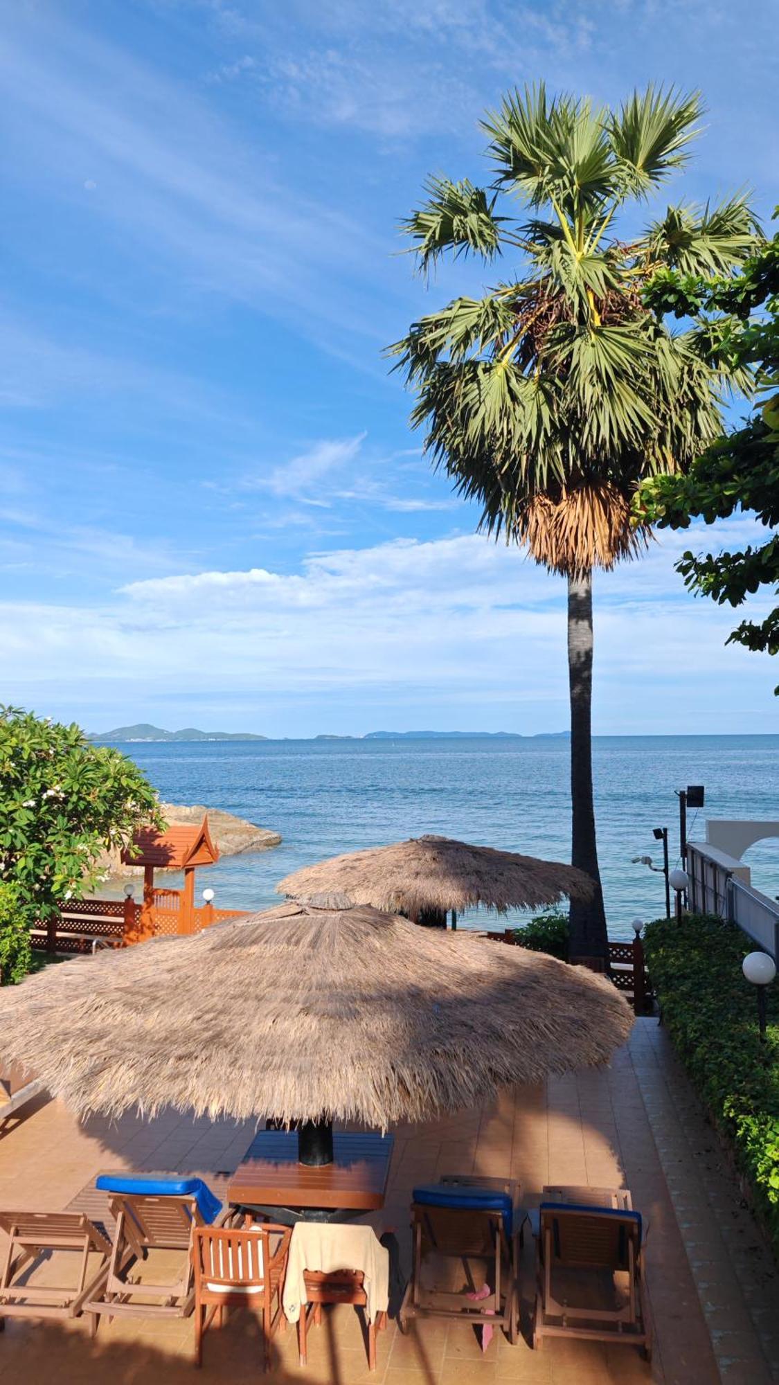 Beachfront Seaview Pattaya
