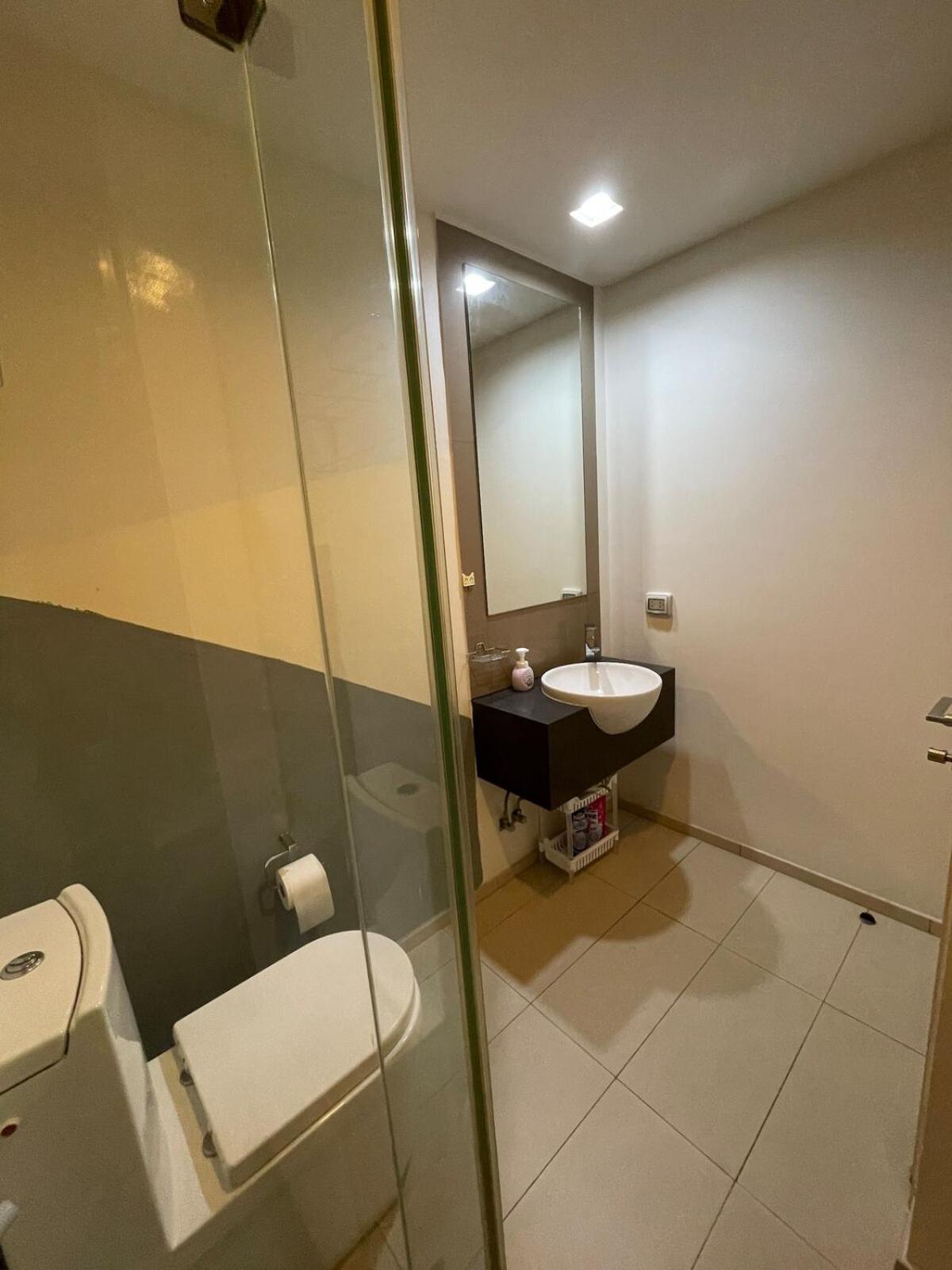 Beautiful Unixx Fl27 Apartment