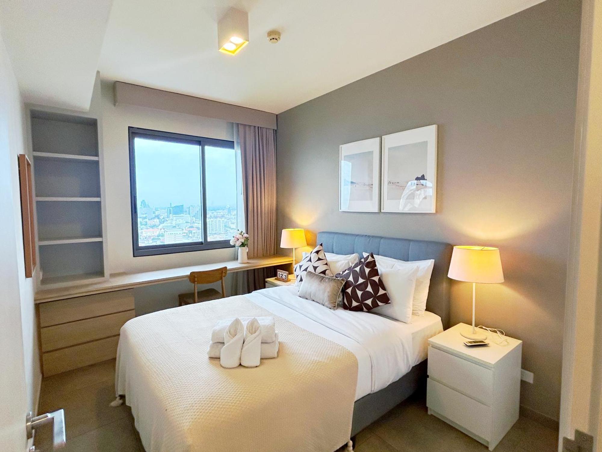 Unixx Sea View *