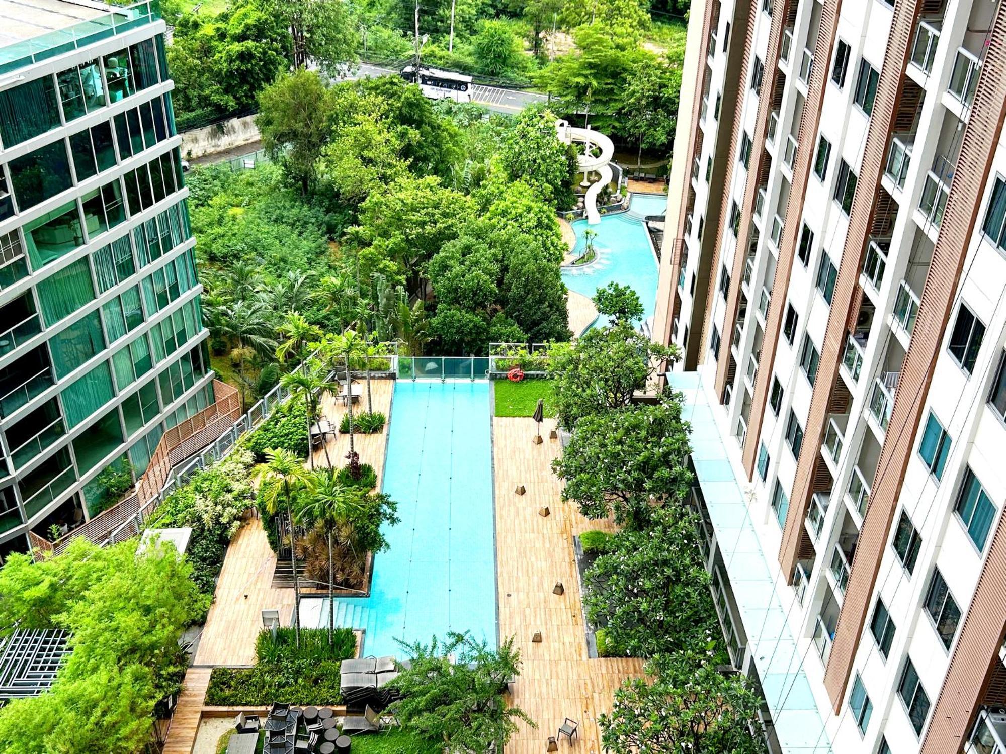 Unixx Sea View *