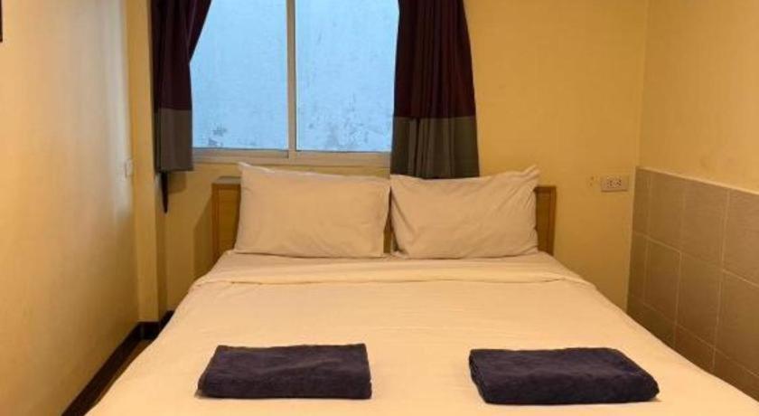 Hotel A7 3*