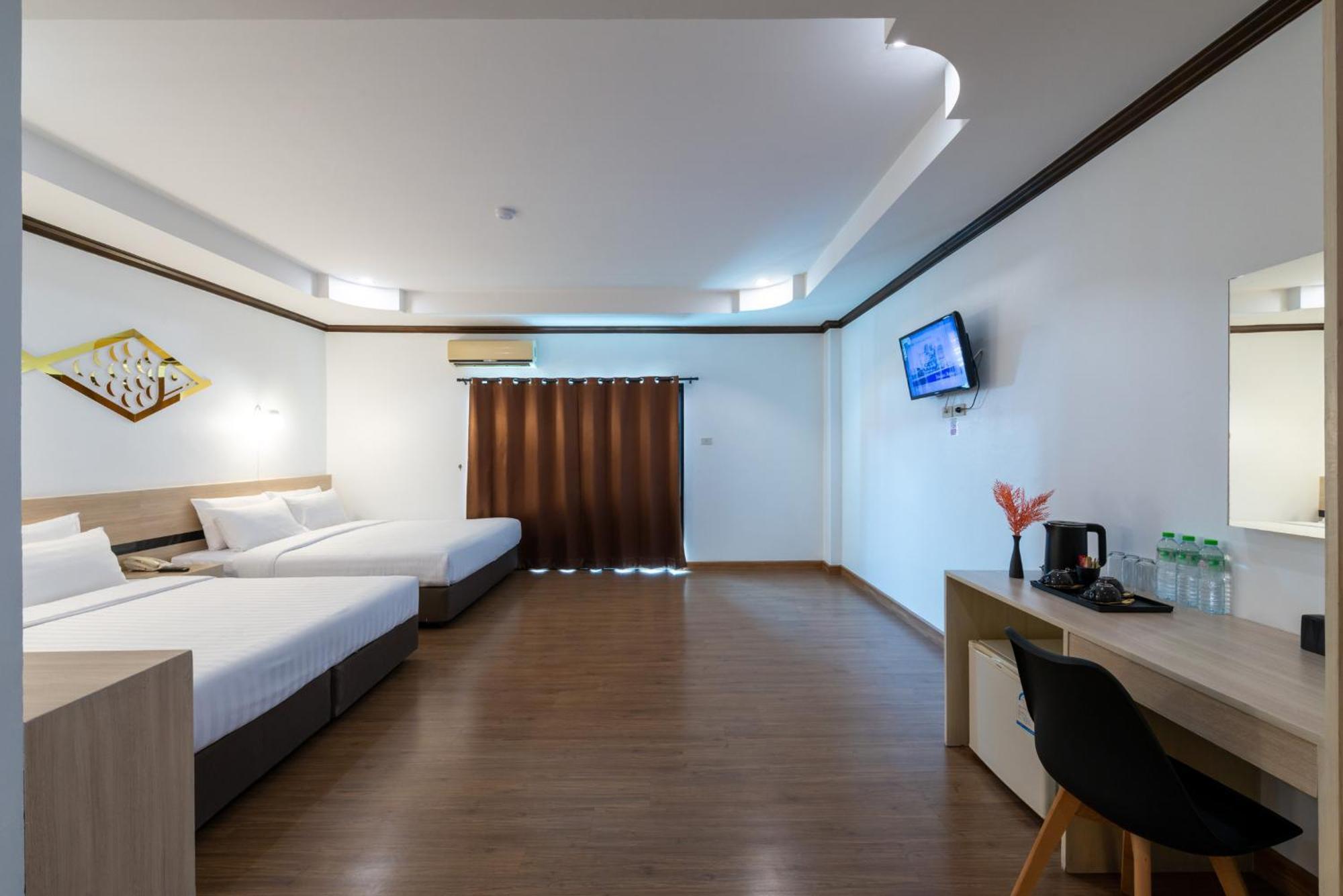 Arawana Regency North Hotel 4*