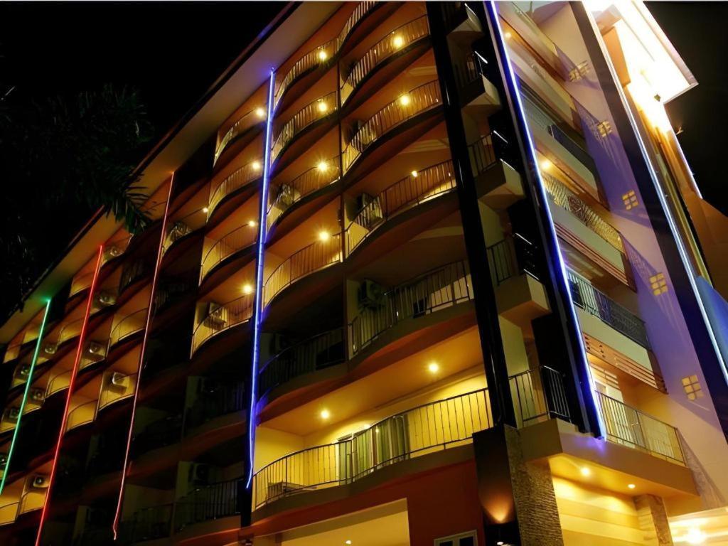 Siam Platinum Pattaya