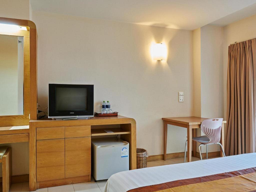 Eastiny Plaza Hotel