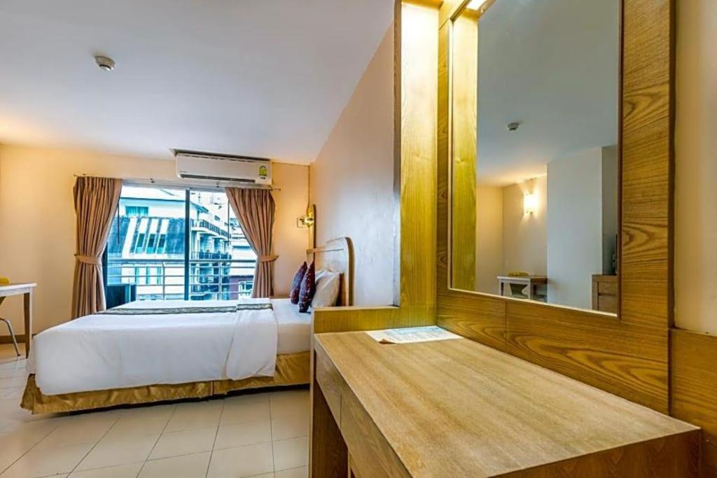 Eastiny Plaza Hotel Pattaya