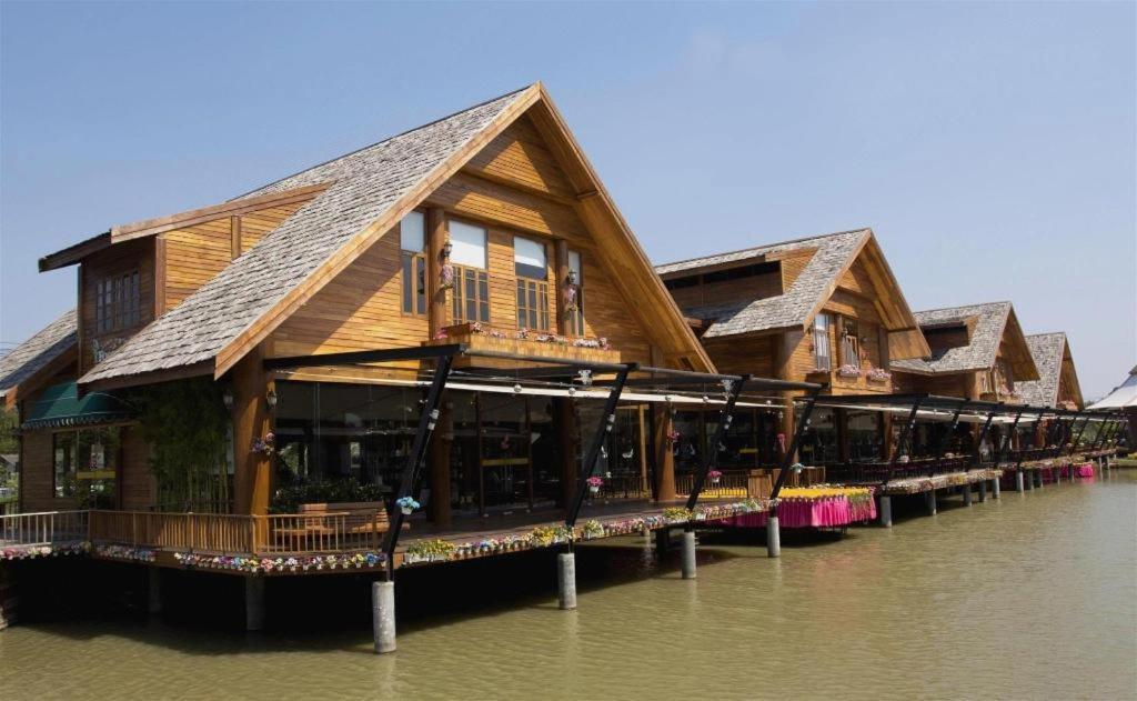 R-con Blue Ocean Pattaya