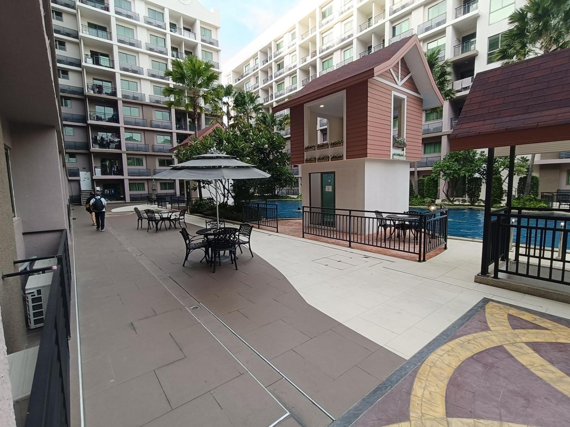 Akadiya Apartment