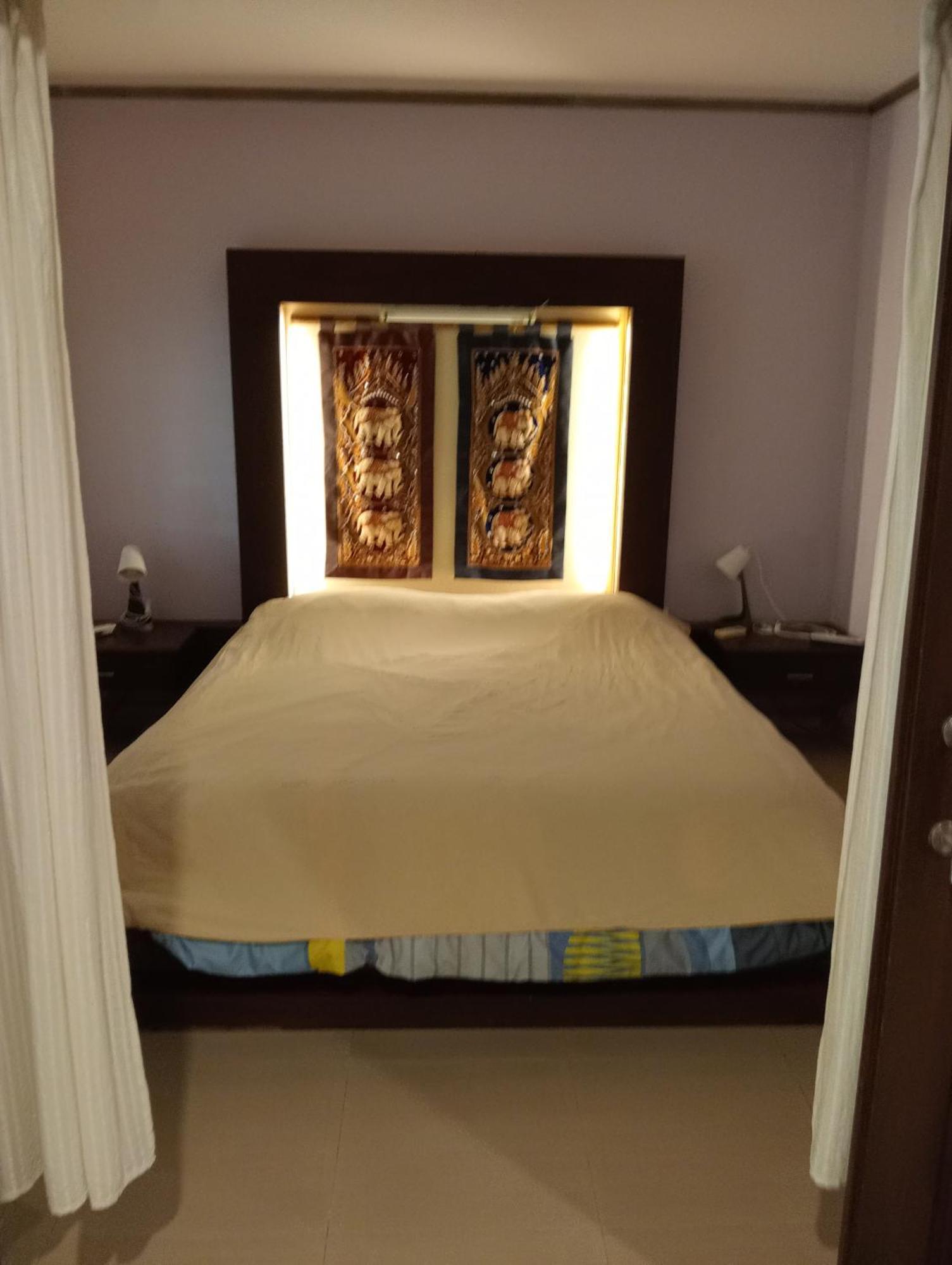 Apartment With Washer On Wongamat