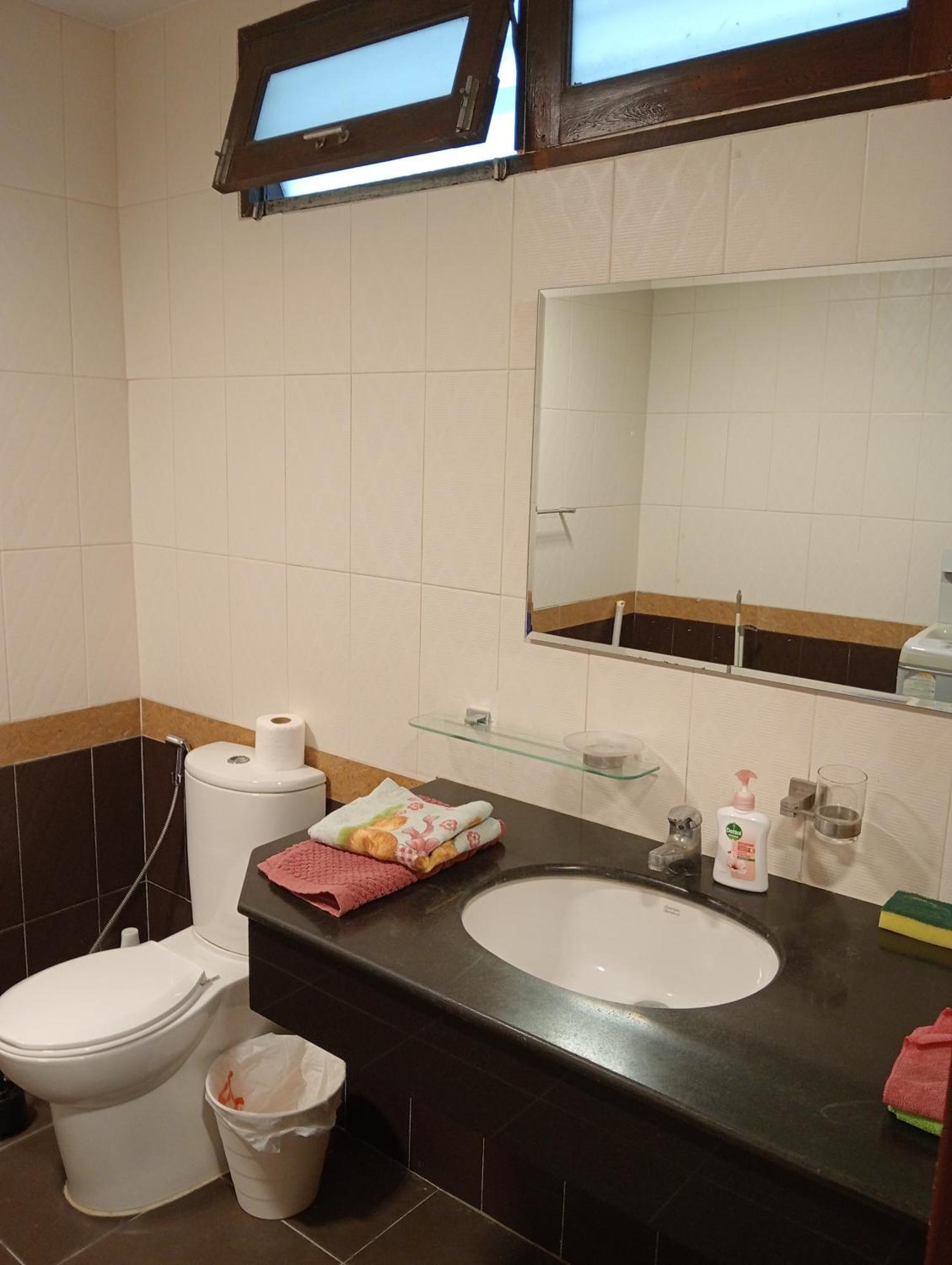 Apartment With Washer On Wongamat *