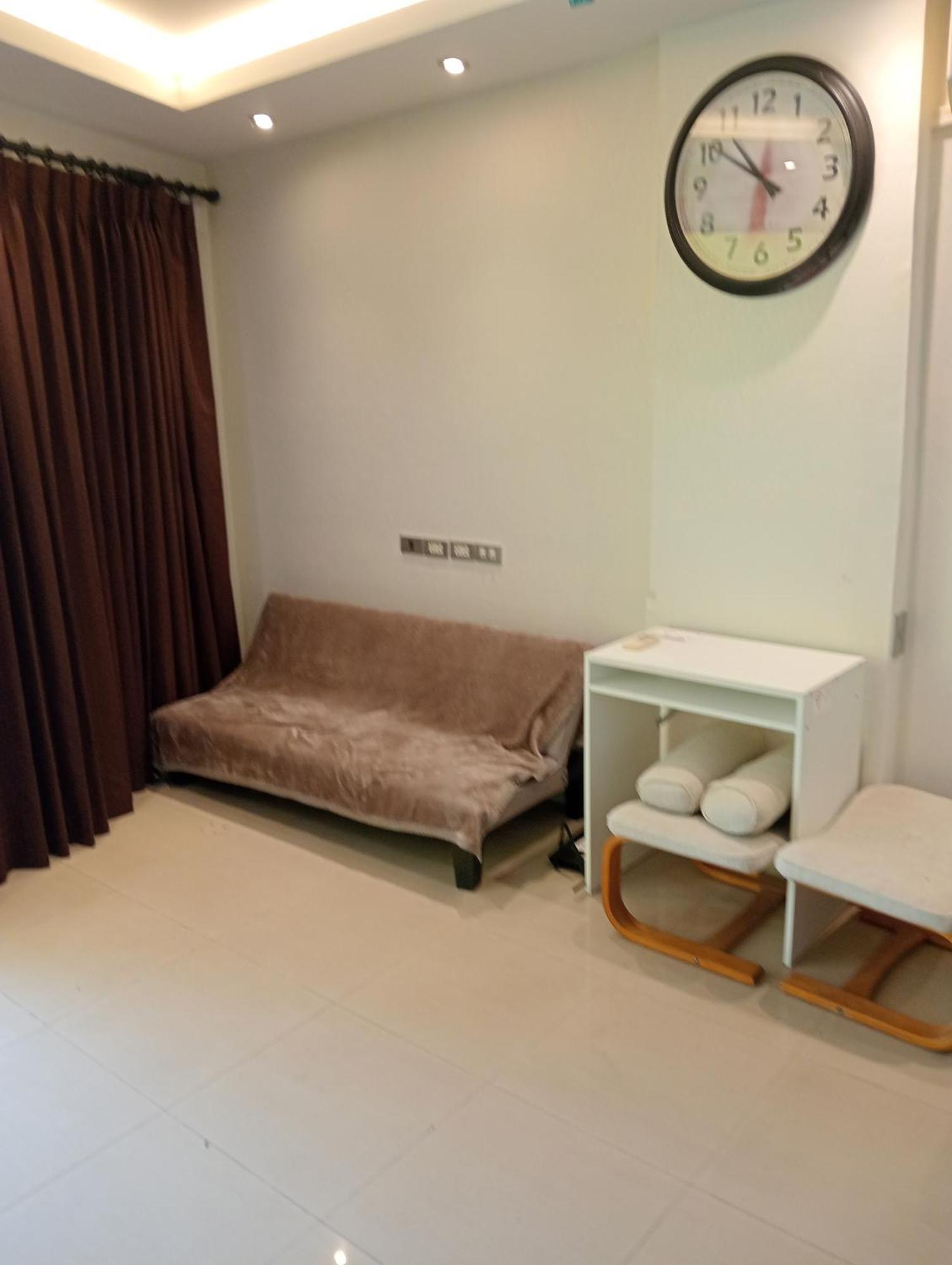 Apartment With Washer On Wongamat