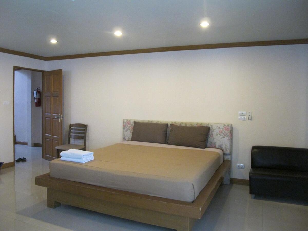 Rouge Service Apartments, Soi Buakhao Hotel Pattaya