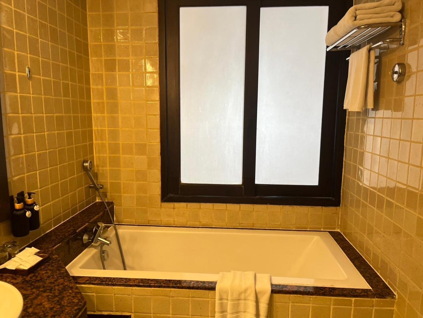 Tempat peranginan Garden Cliff And 5*