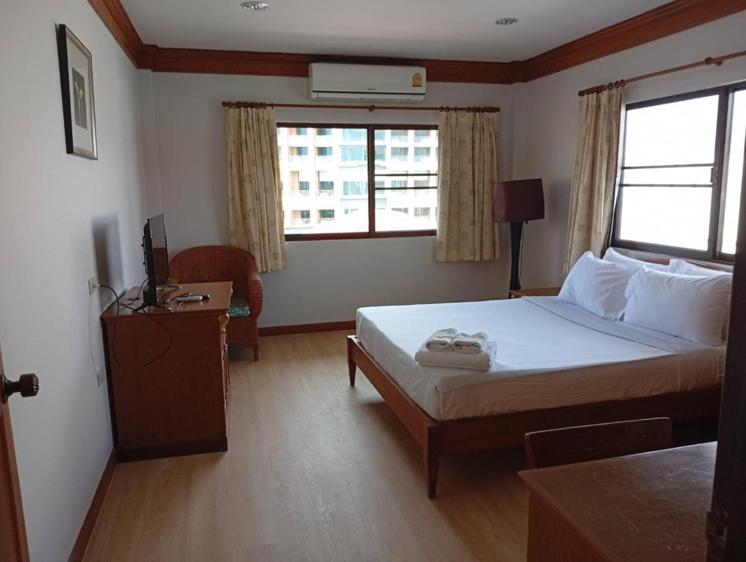 Hotel House- Sha Extra 3*