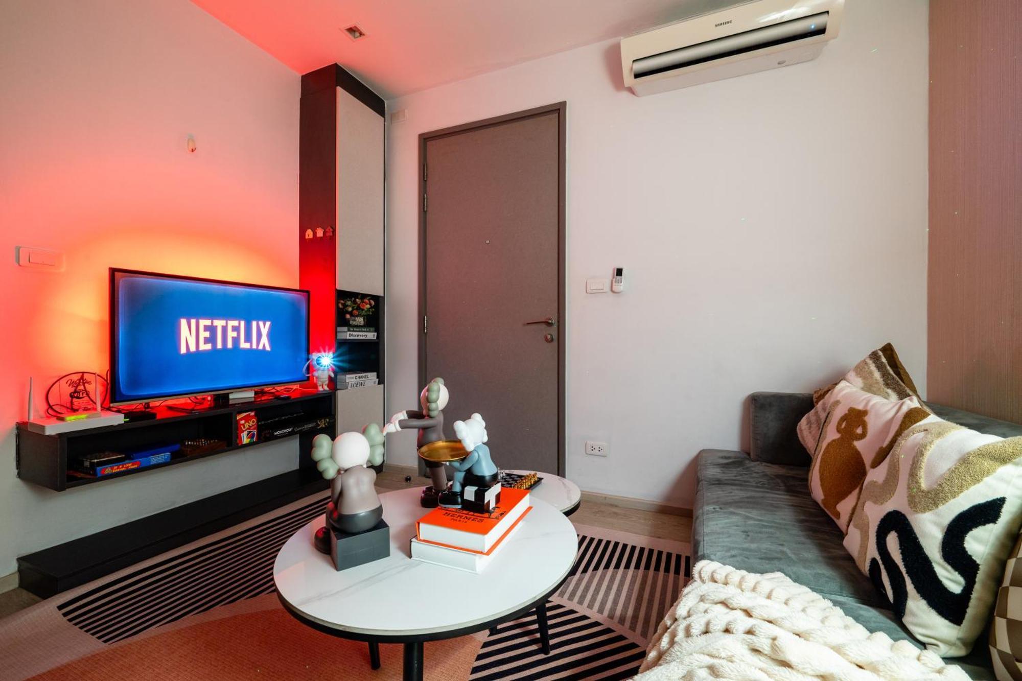Bright Modern 1 Bedroom Chic Design Apartment Pattaya