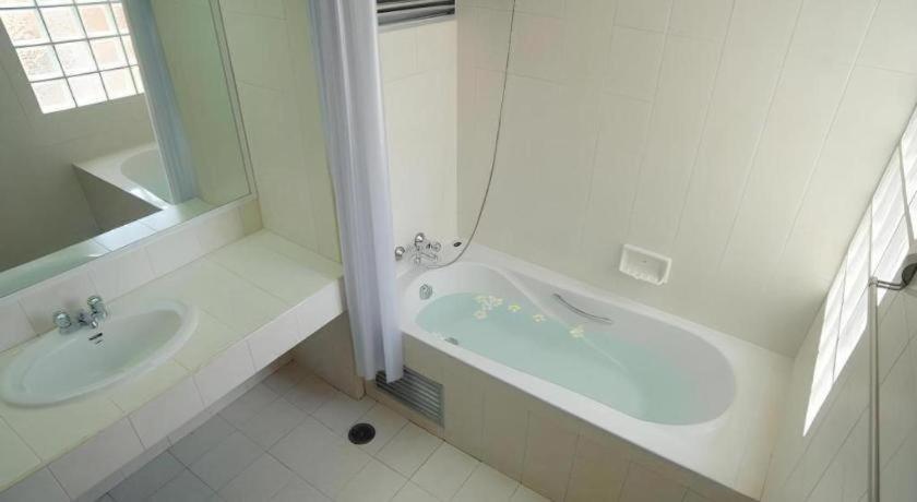 Diamond Place Hotel
