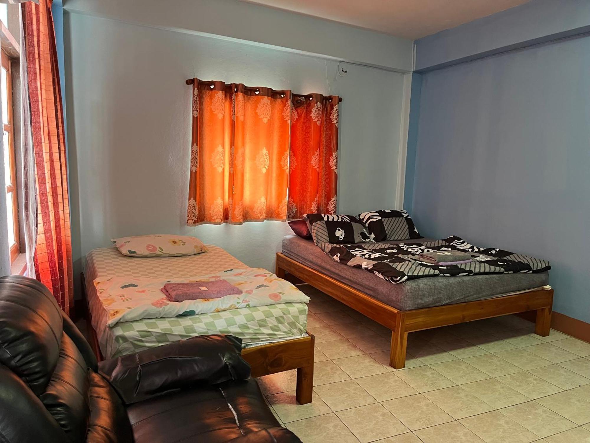 Baan Picha 2