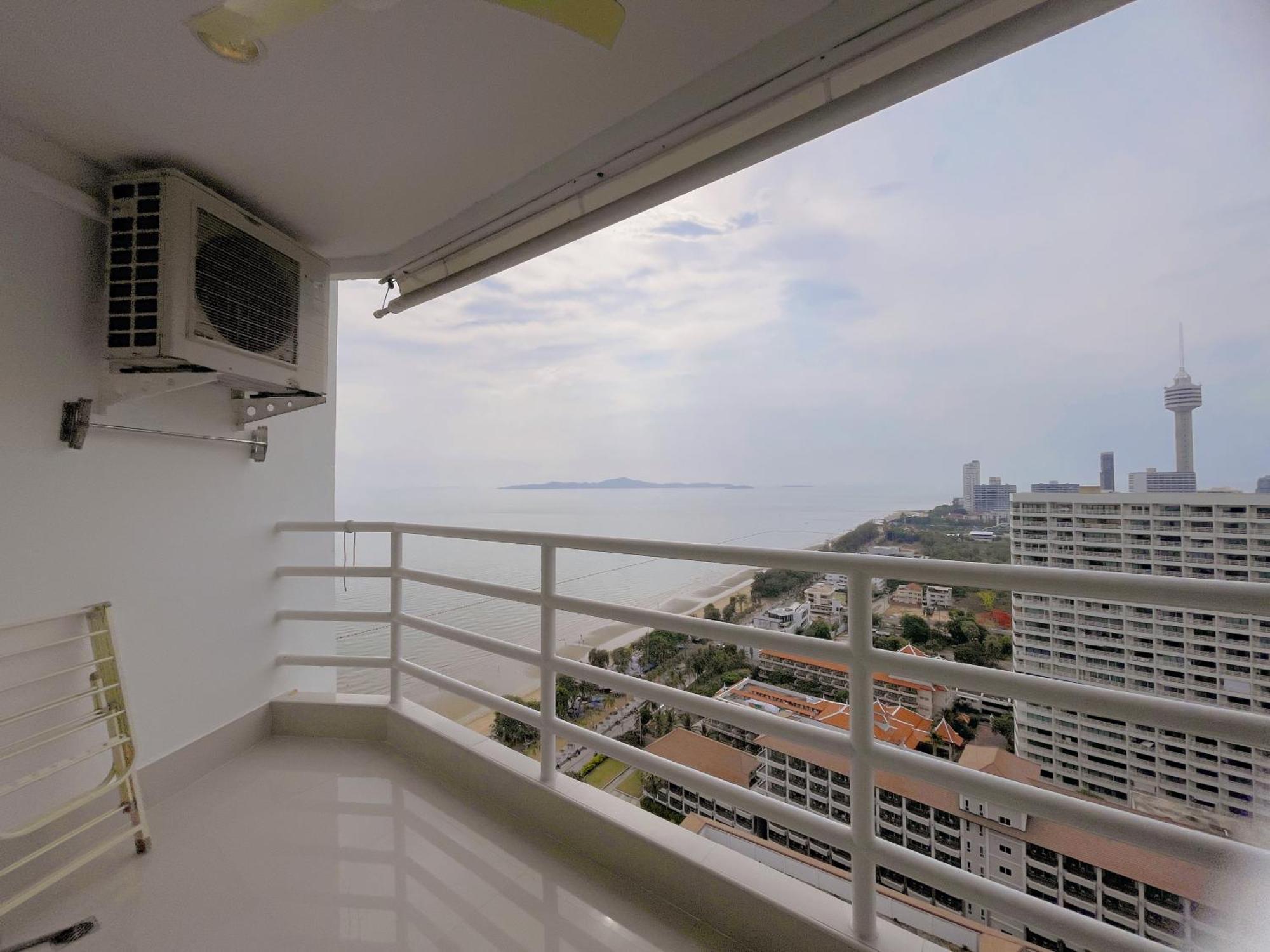 Beautiful Sea View Front * Pattaya