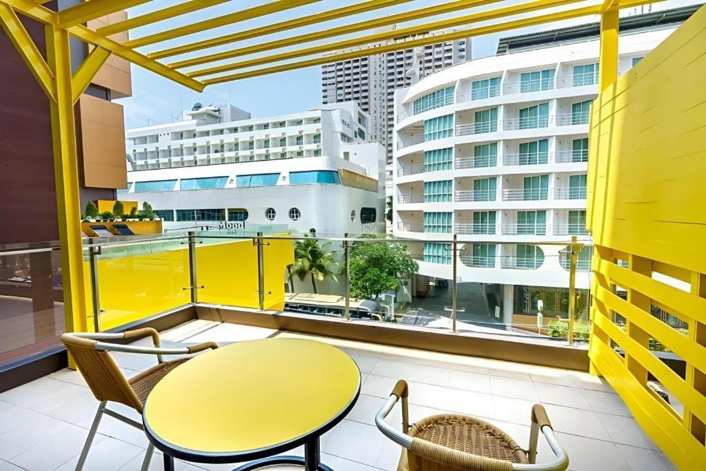 Hotel Mood
