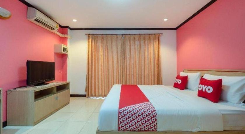 Oyo 75327 Diyana Hotel