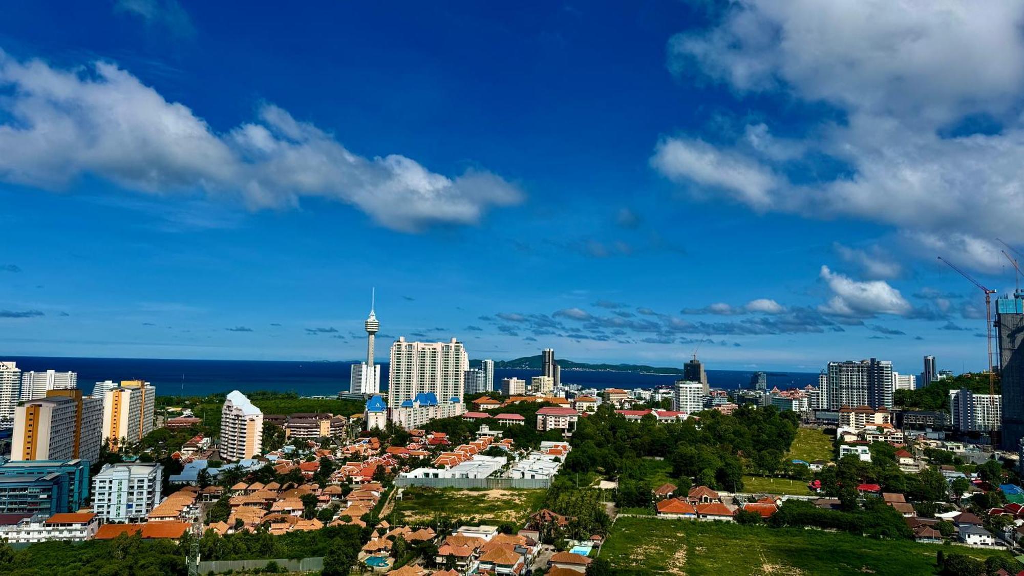 The Palm Wongamat ,world Class Luxury Seaview Condo, Private The Sanctuary Of Truth Apartamento
