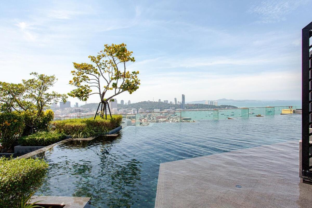 Edge 19th Floor Apartment Pattaya