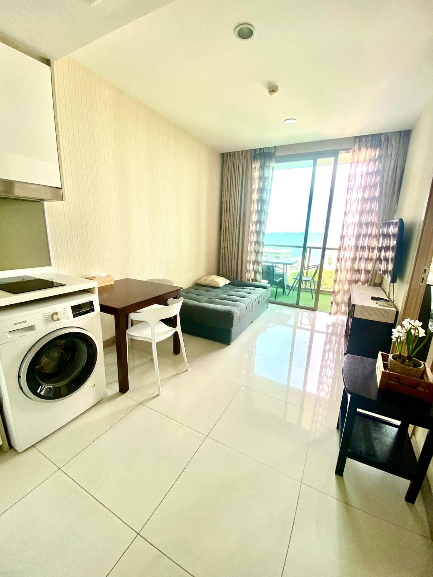Riviera Wongamat Apartment *