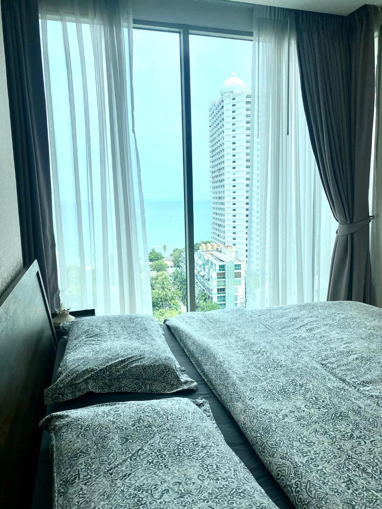 Apartment Riviera Wongamat Pattaya