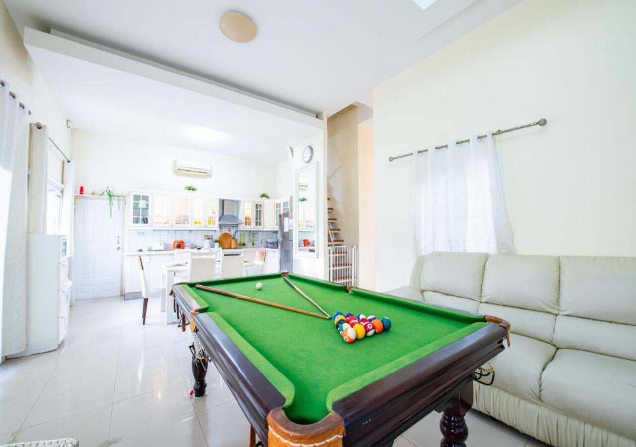 Happy N Joy Pool Villa Near Jomtien Beach On Thepprasit Road