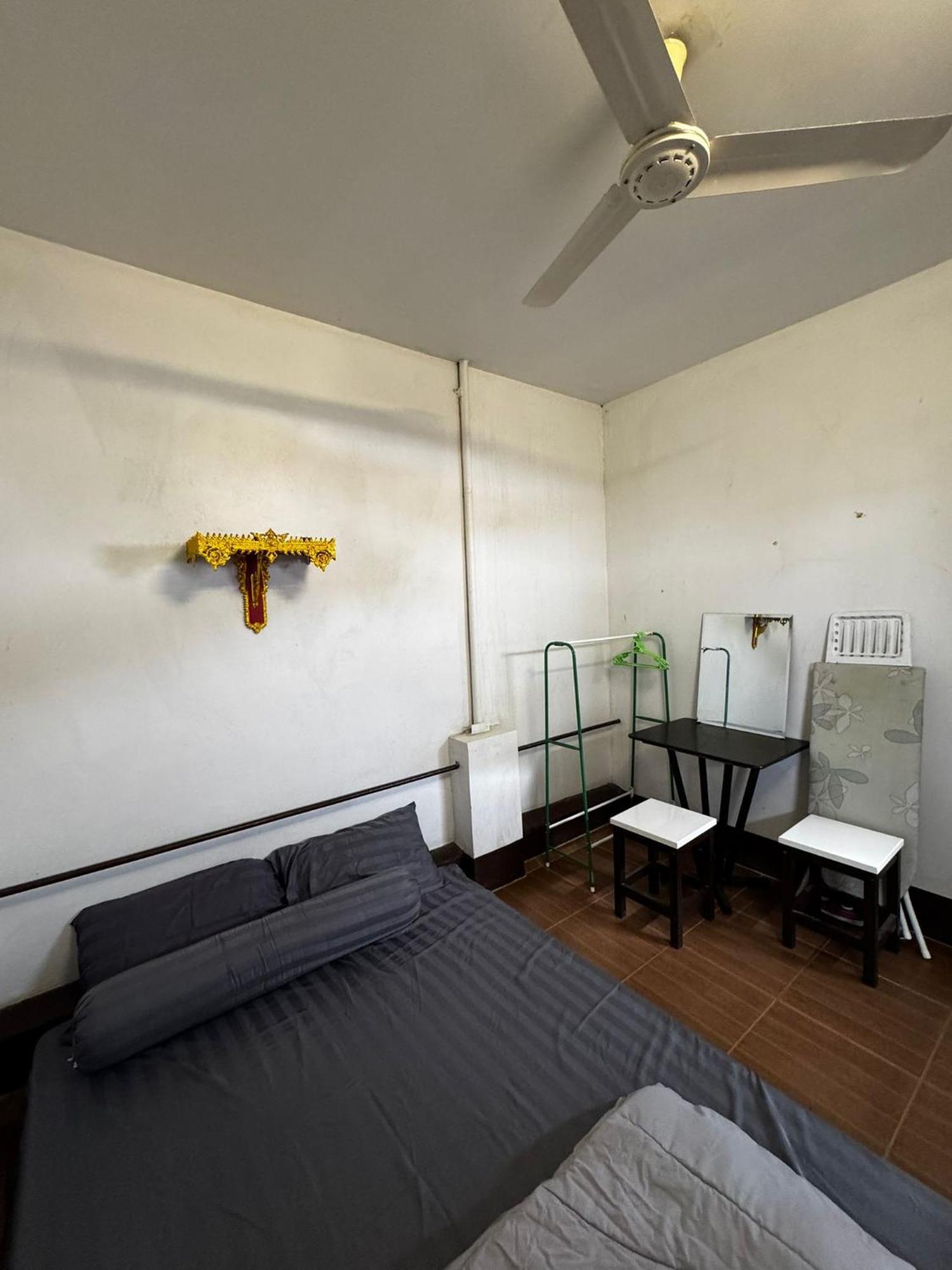 Guest house W33d Gallery