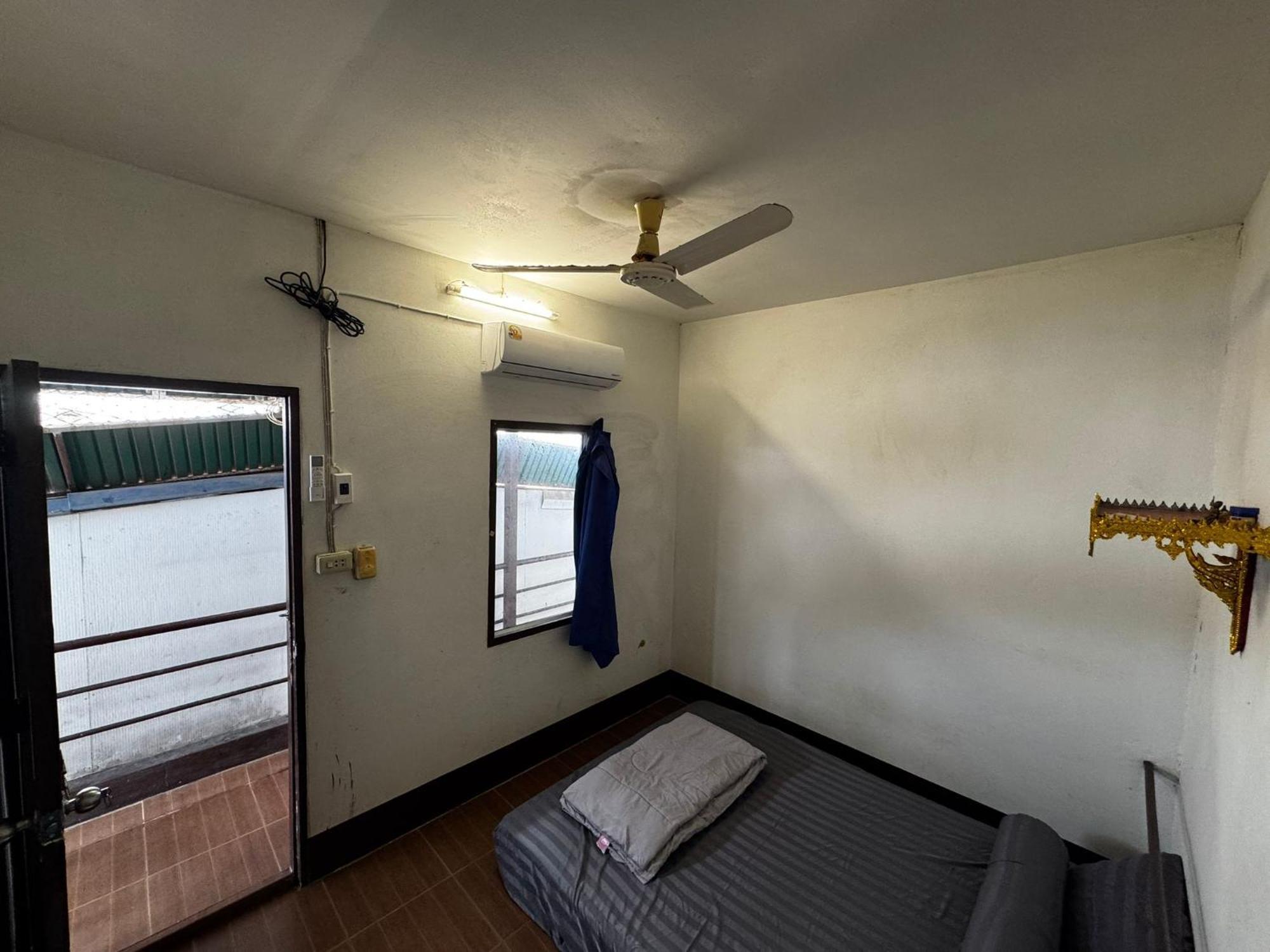 Guest house W33d Gallery Pattaya