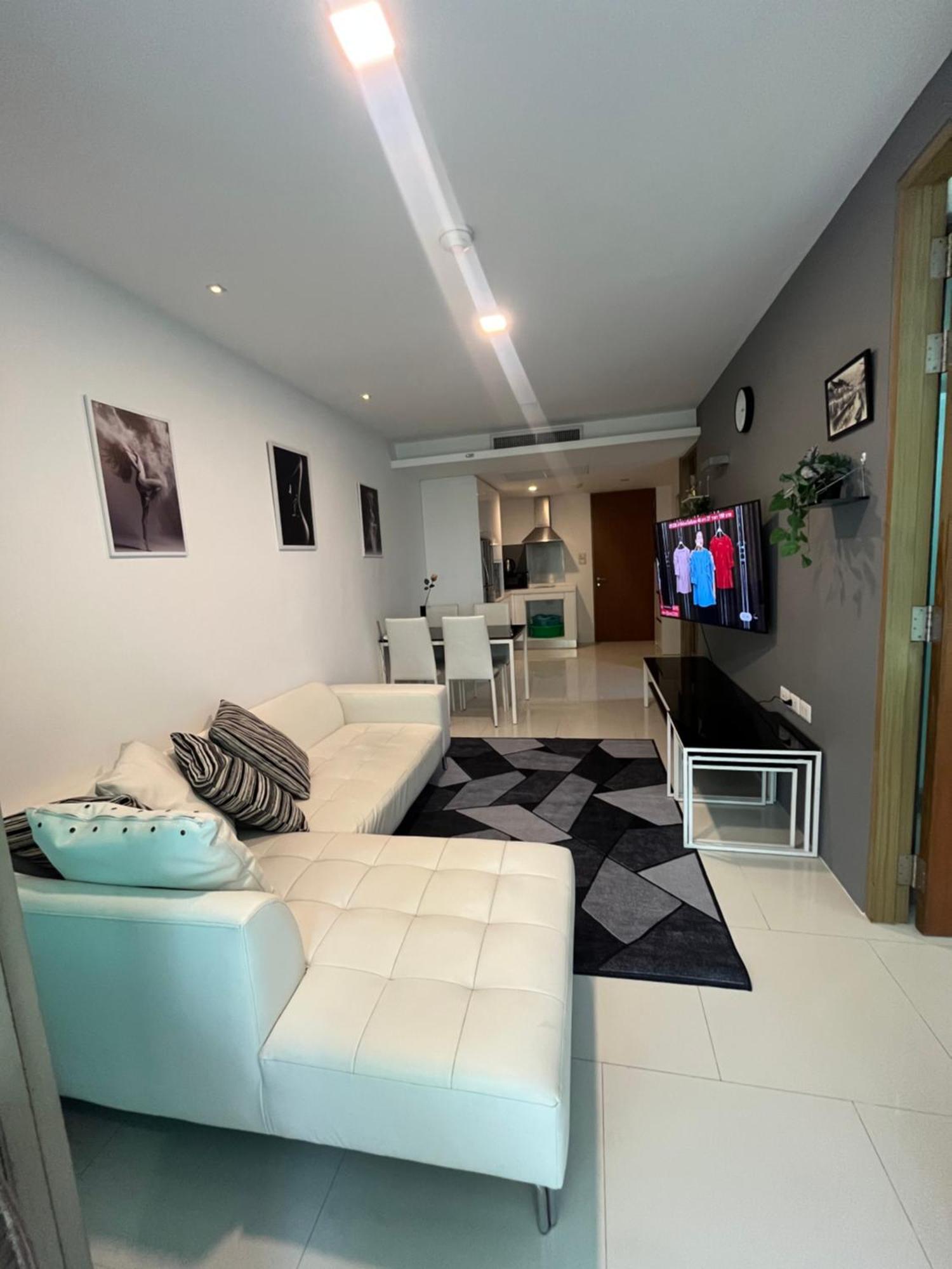 Sanctuary Wangomat 2 Bedroom 2 Ba * Pattaya