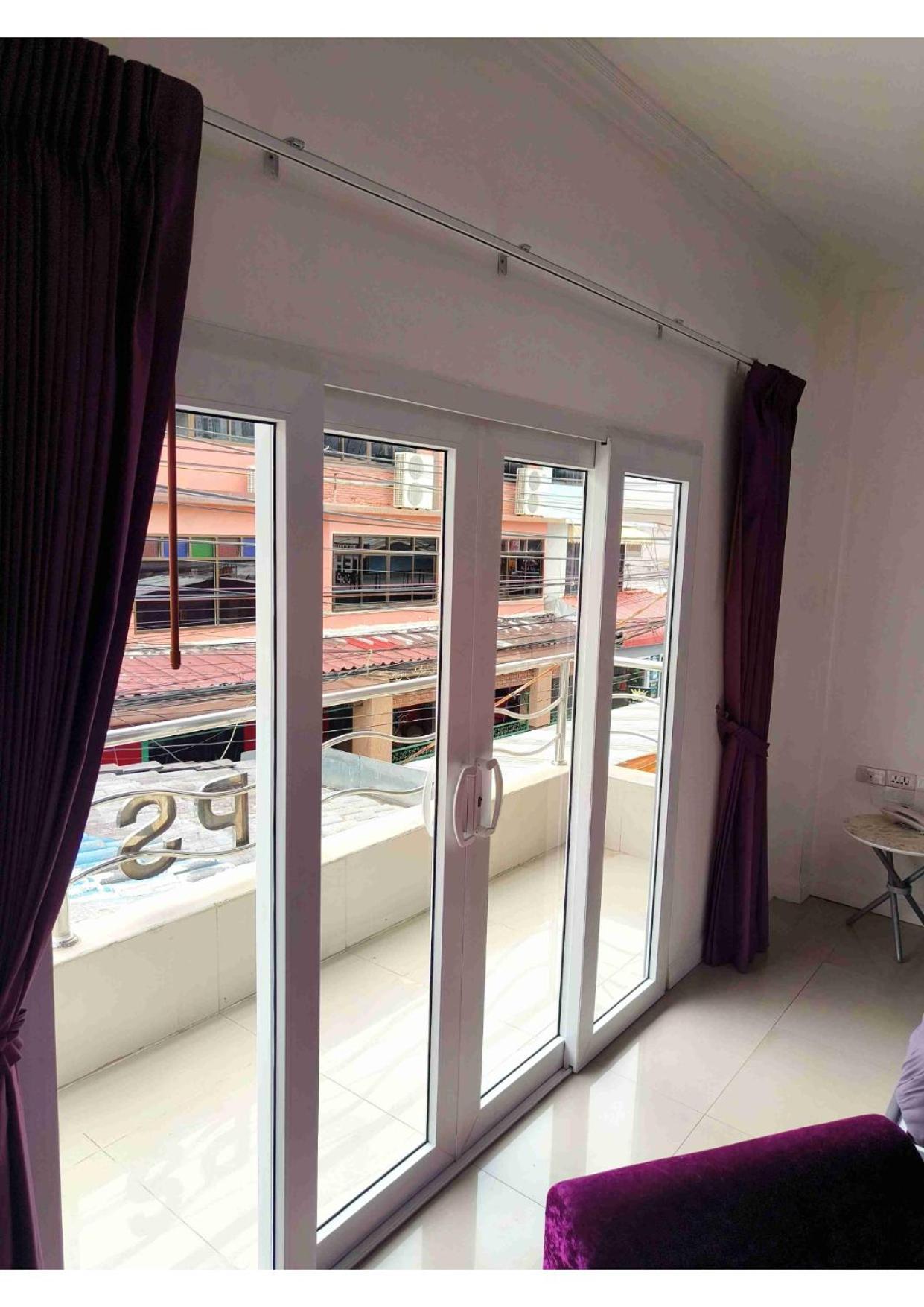 Titanic Residence-5 Minutes Walk To Walking Street 2* Pattaya