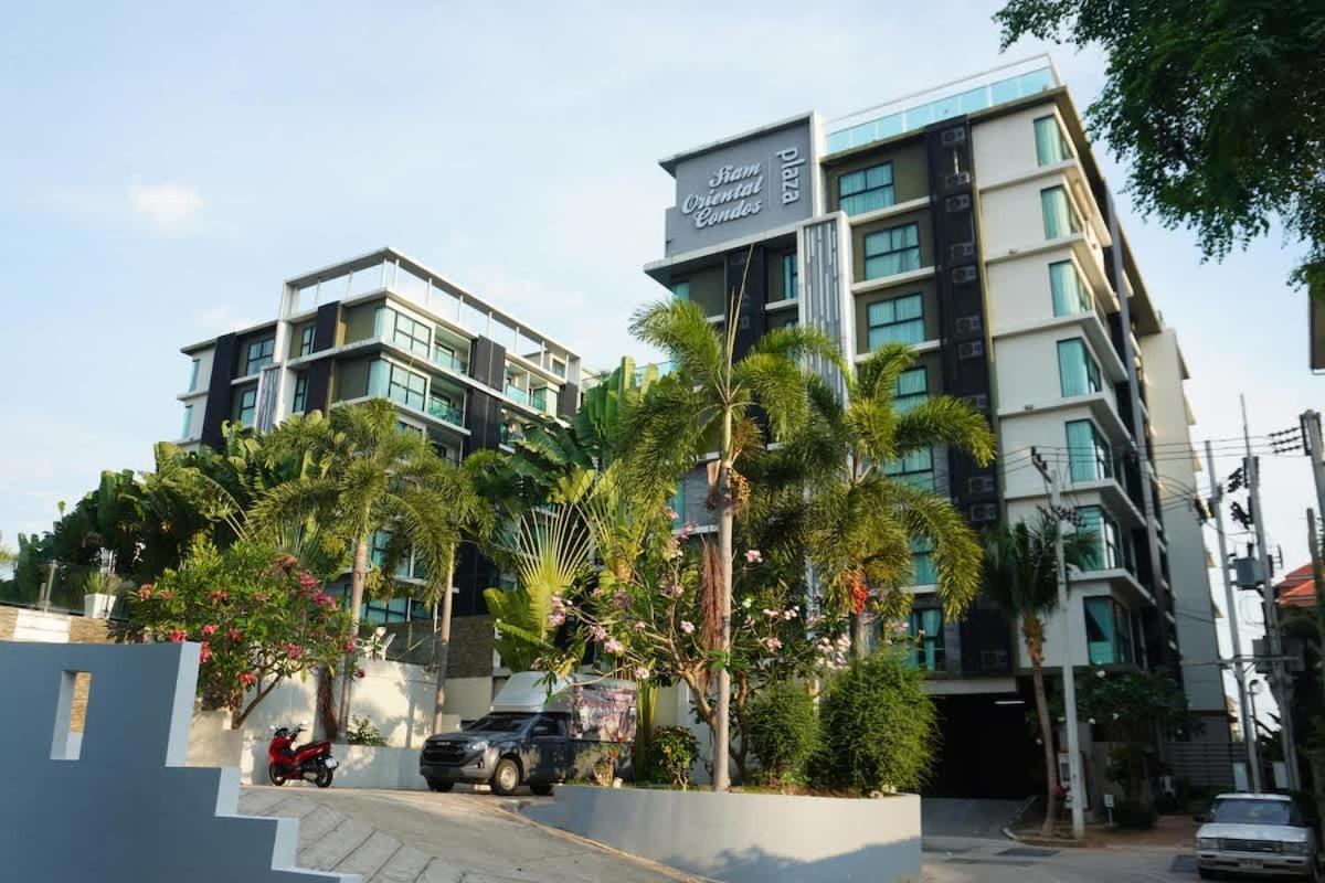 Well Furnished With Balcony Pattaya