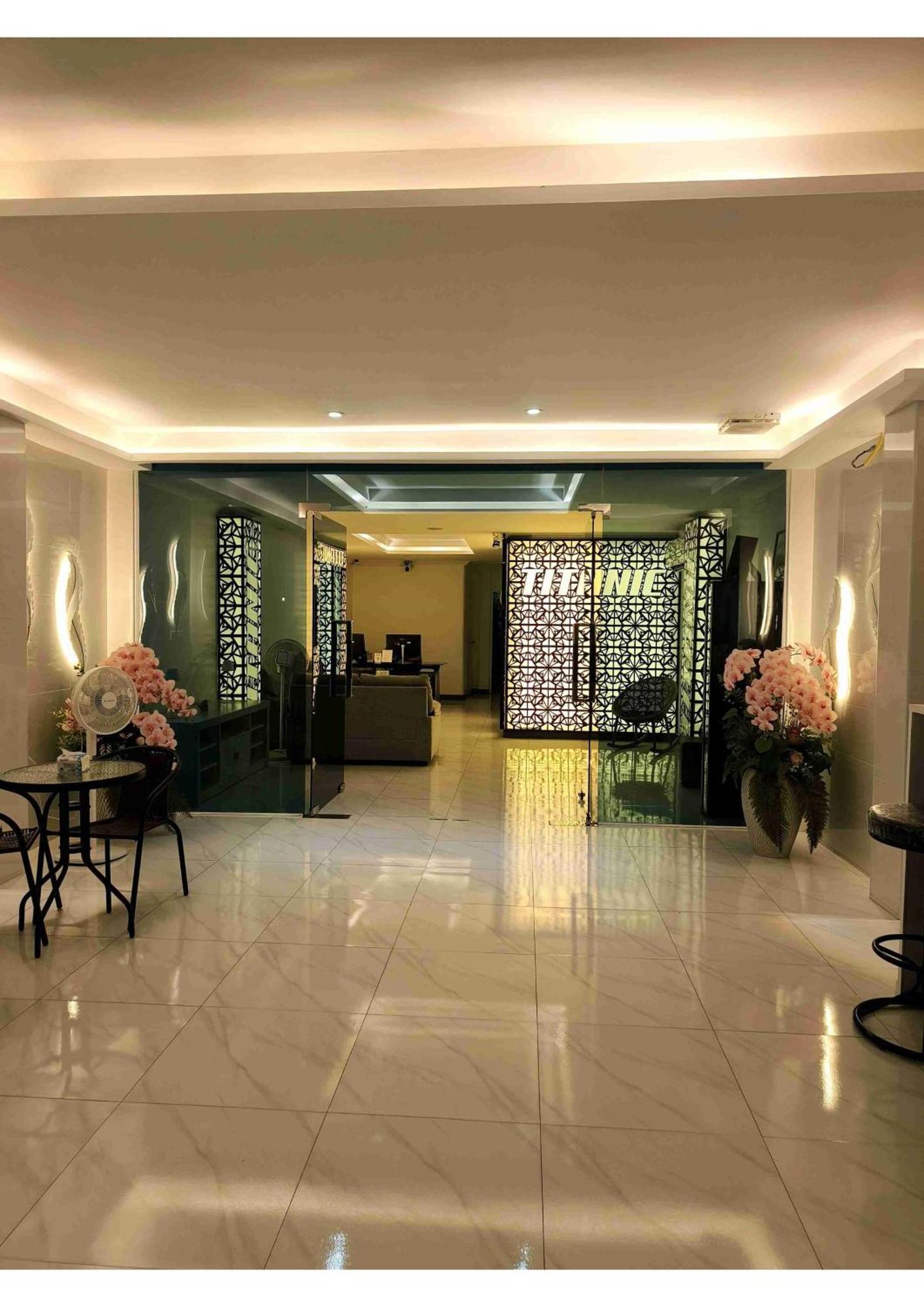 Titanic Residence-5 Minutes Walk To Walking Street Hotel Pattaya