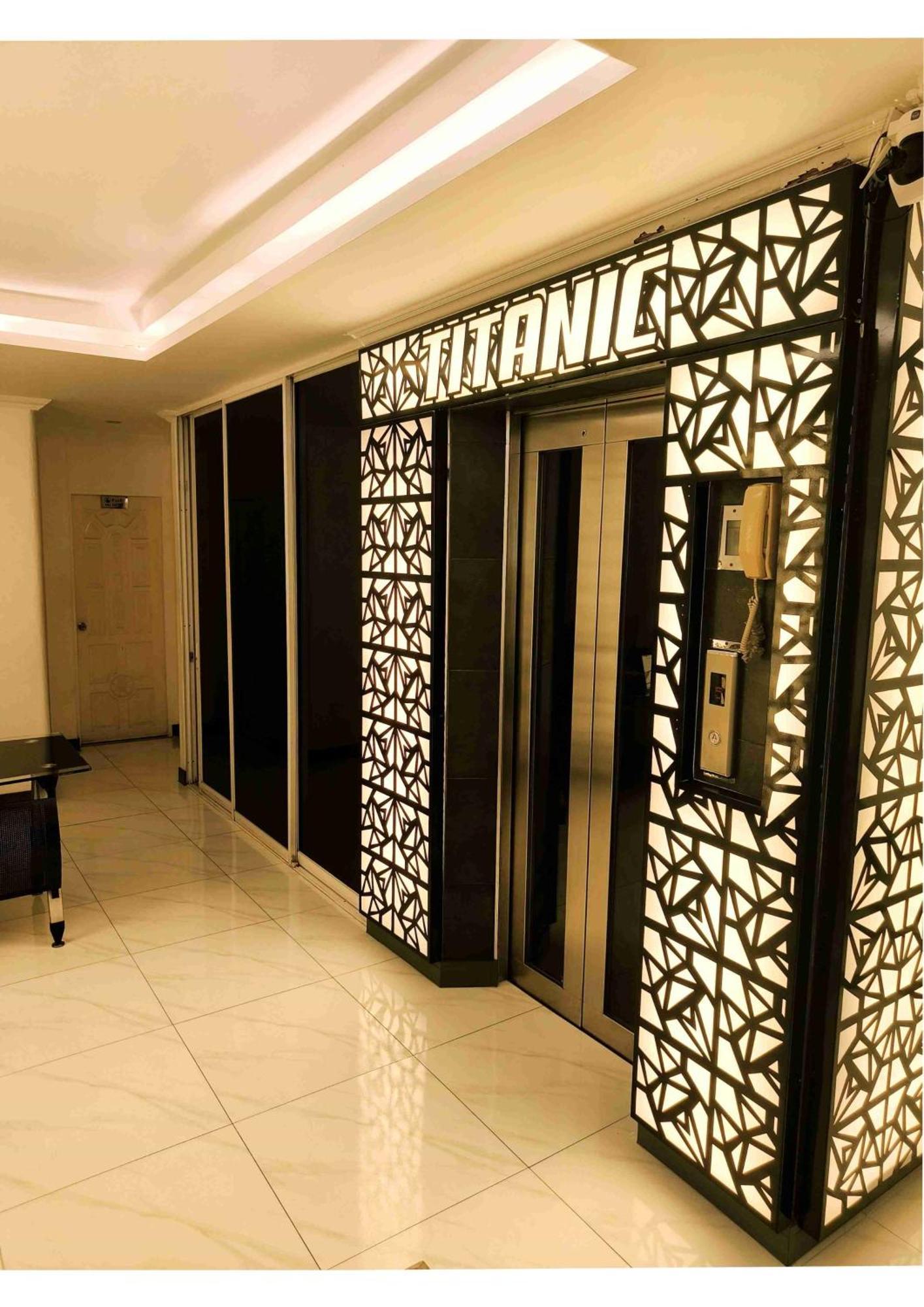 Titanic Residence-5 Minutes Walk To Walking Street 2* Pattaya