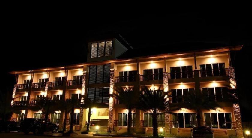 Sritrakul Place Hotel