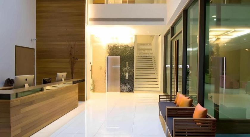 Hotel Seven Zea Chic 3*