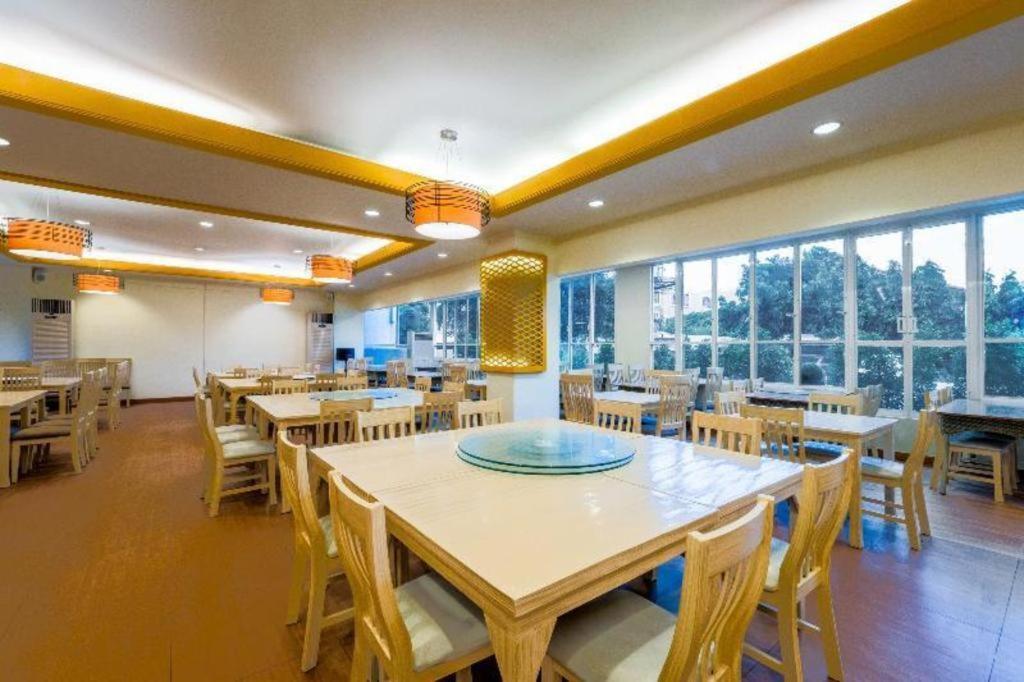 Oyo 1126 Curve Boutique 3* Pattaya