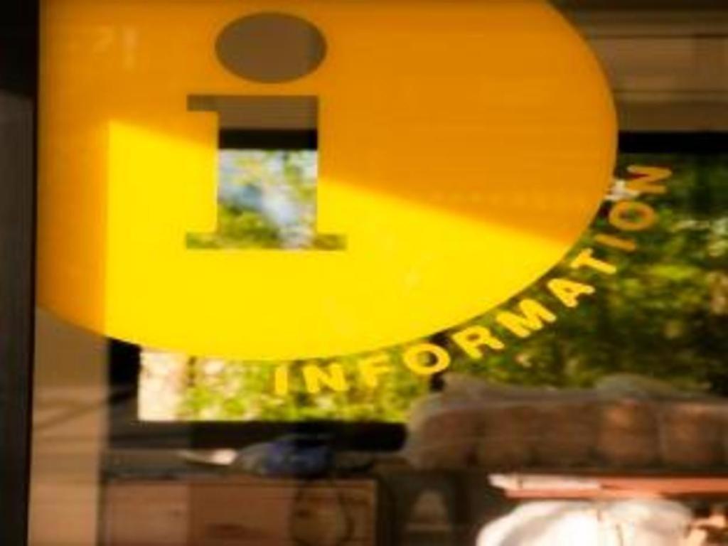 Hotel Yellow Moon 2*