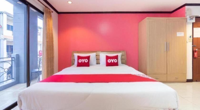 Oyo 75327 Diyana Pattaya