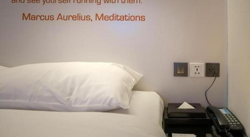 Mood Hotel 3*