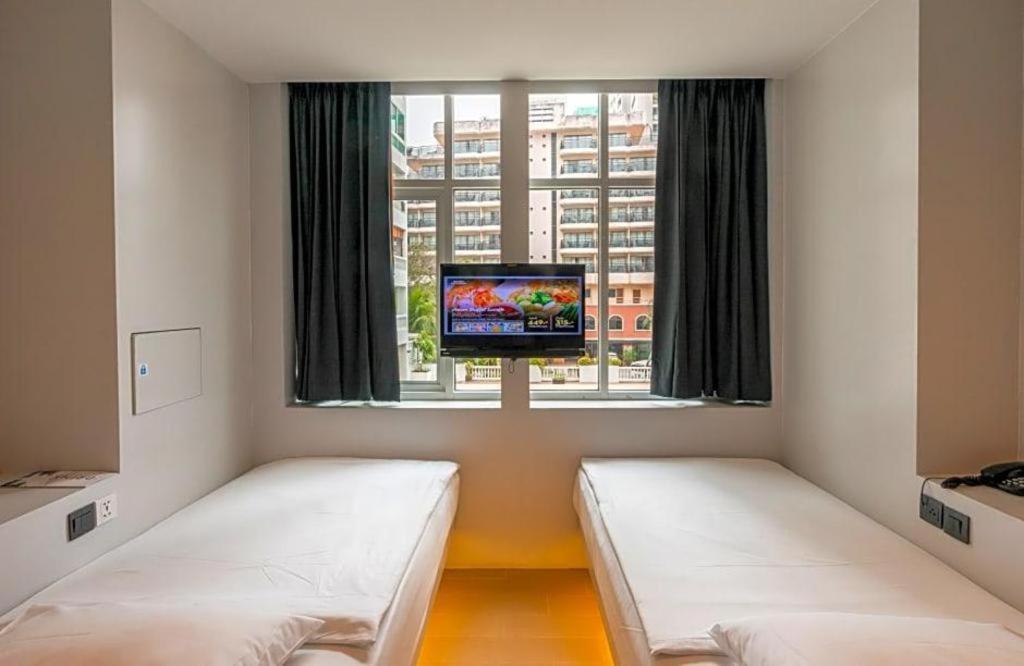 Mood Hotel