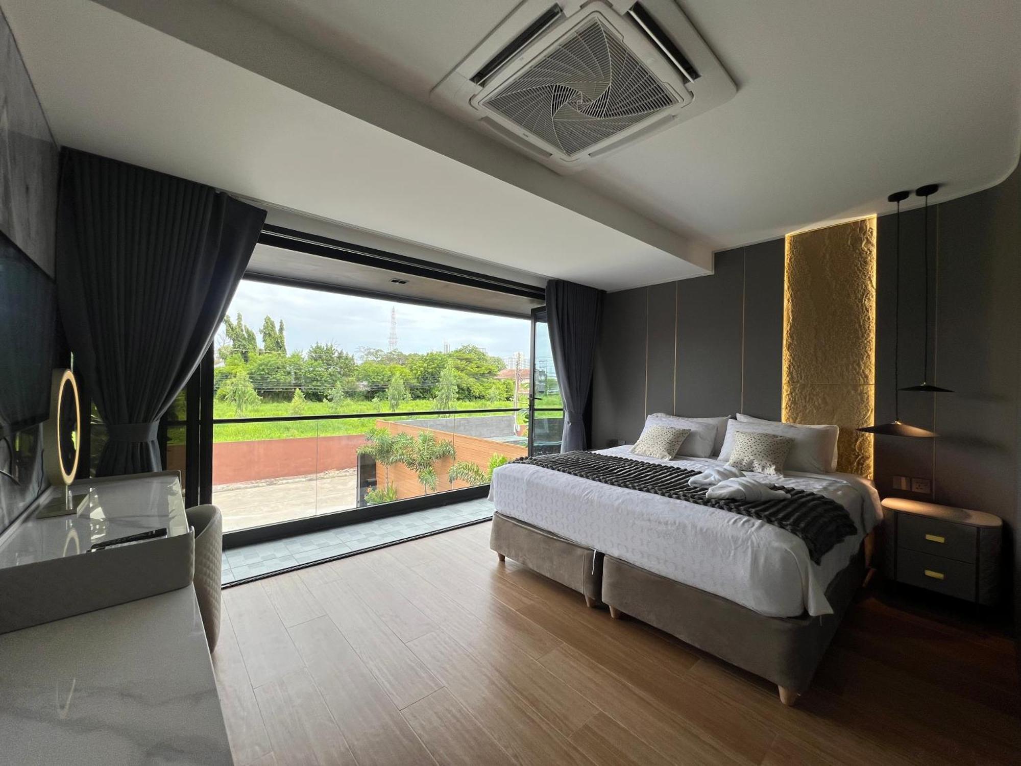 Villa Pattaya Pool *