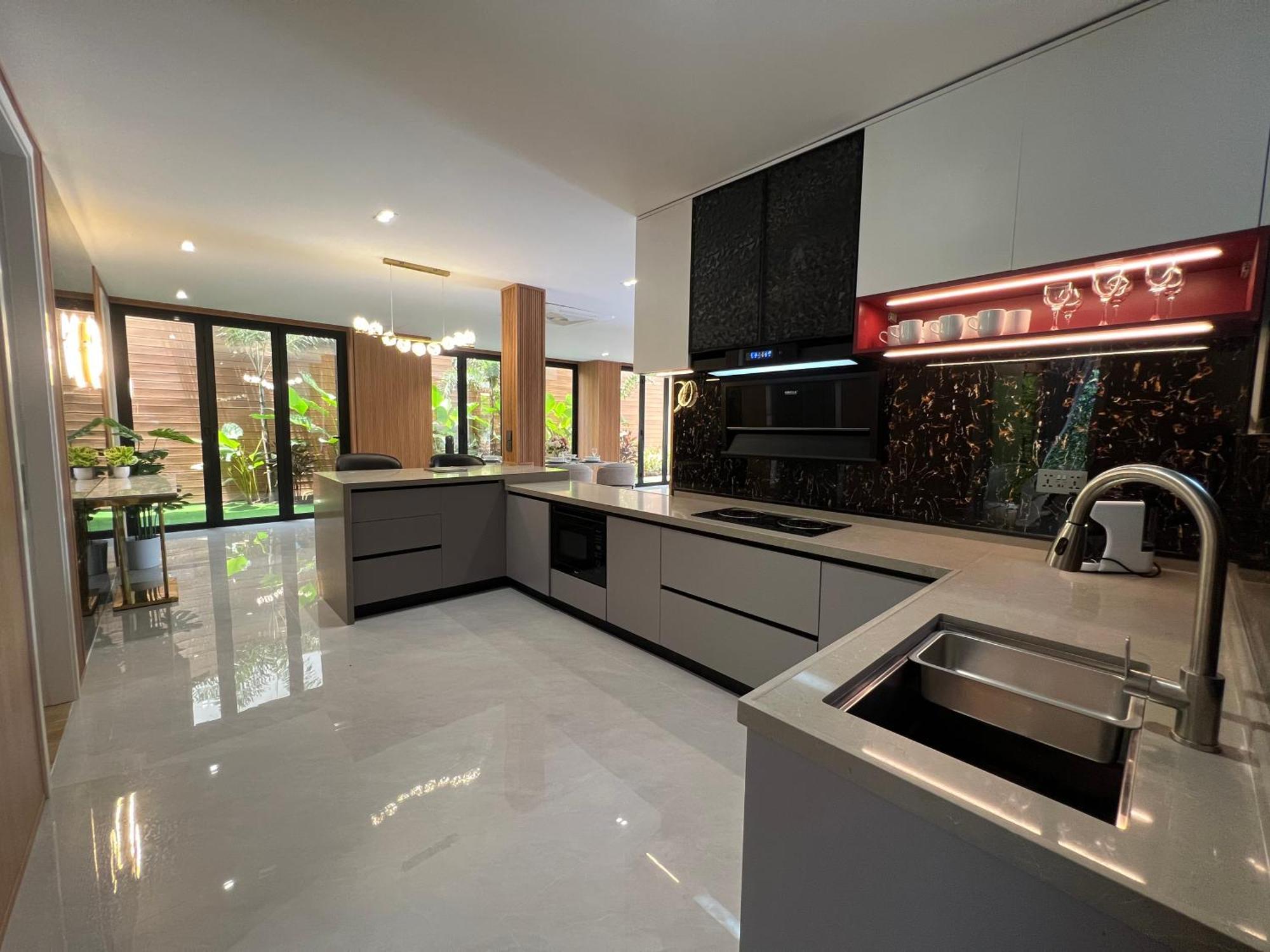 Pattaya Pool Villa *