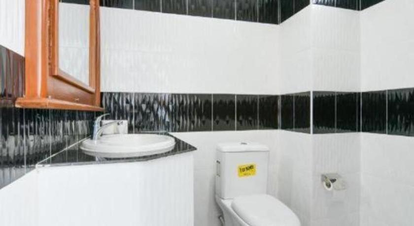 Hotel Oyo 549 Maesri Pattaya