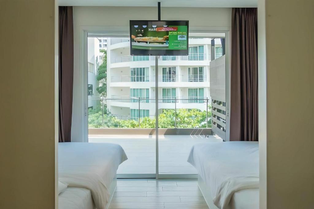 Mood Hotel