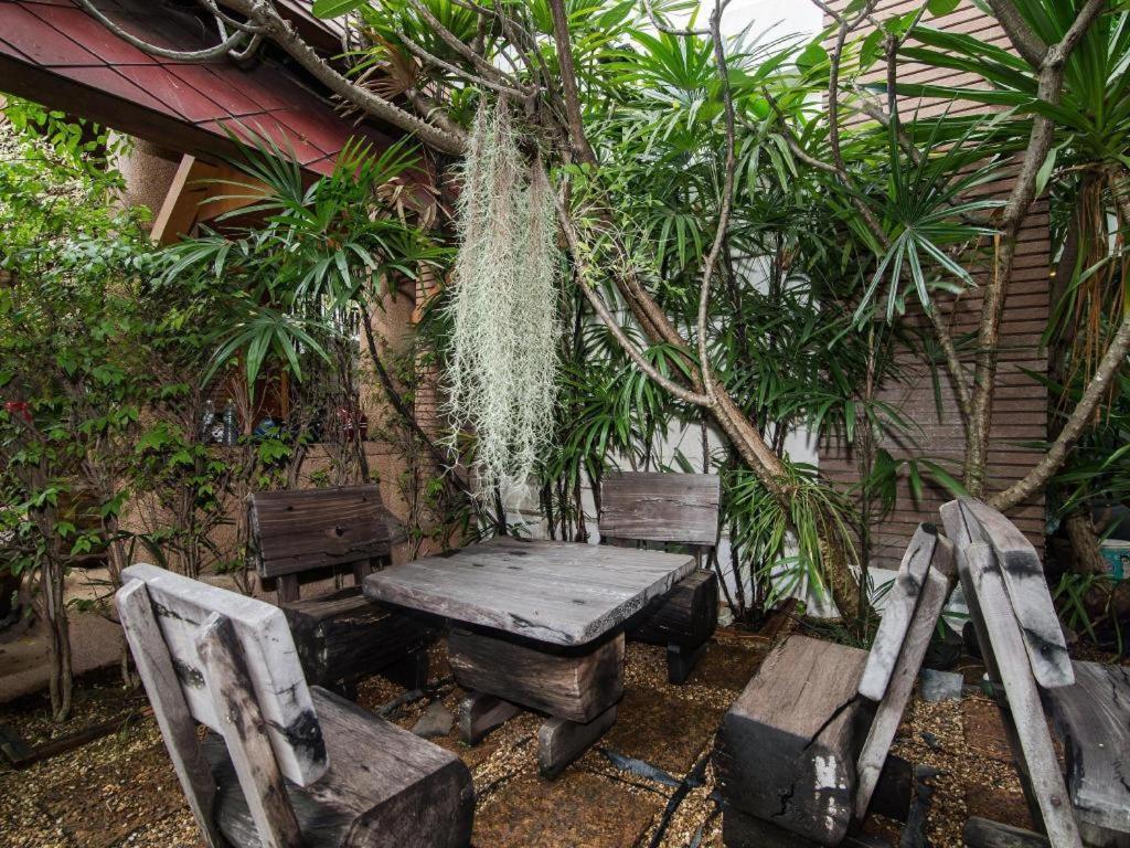 Chada Thai House 2*