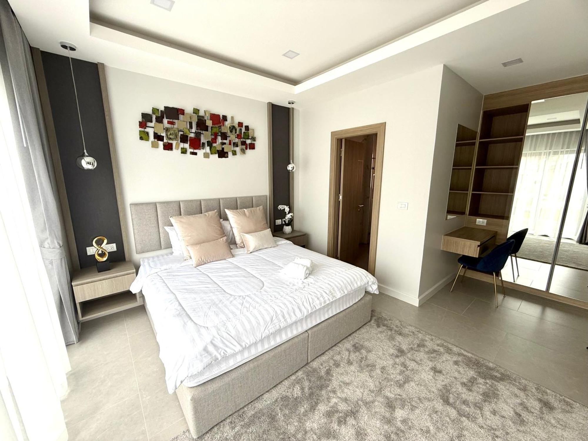 Zensiri Stylish Brand New Pool *